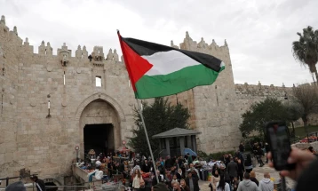 „Еурактив“: Косовска лекција не учи зошто на Газа и е треба нешто повеќе од протекторат 