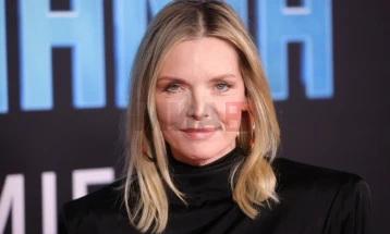 Мишел Фајфер за нејзиниот живот како баба