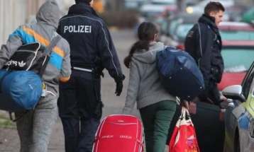 Германија бара поддршка од ЕУ за „центри за враќање“ на одбиените баратели на азил