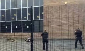 Двајца загинати и тројца тешко повредени во нападот со автомобил и со нож во близина на синагогата во Манчестер