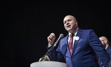 Движење ЗНАМ: Вистинскиот патриотизам се гледа во тоа кој што направил, а Филипче ги распродава државните интереси