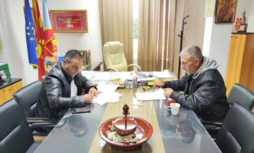 Градоначалникот на Пехчево, Китански потпиша договор за реконструкција на Домот во село Панчарево