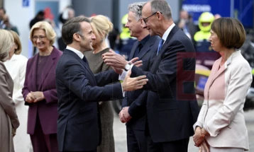 Merci: Gjermania dhe Evropa duhet t'i kundërvihen autokracive