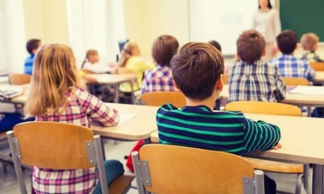 „Магијата е во знаењето“ - МОН почнува национална кампања на Светскиот ден на учителите