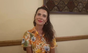 Artistja dhe interpretuesja greke Demiri për MIA-n: Ishte nder dhe kënaqësi të performoj në Operën Kombëtare në Shkup