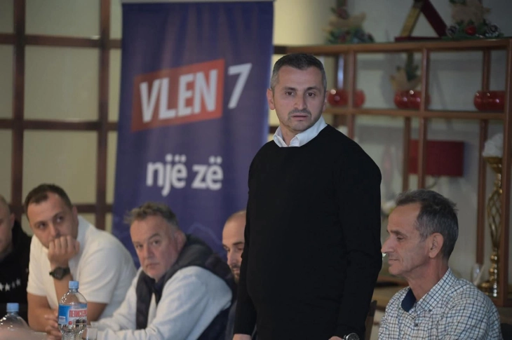 Kandidati për kryetar të Dibrës nga VLEN, Mela, në takim me përfaqësues të organizatave joqeveritare dhe klubeve sportive