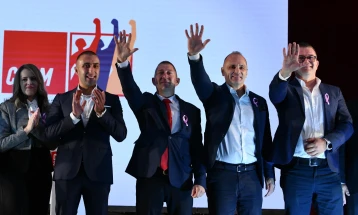 Филипче: Македонија треба да биде дом за сите, а не приватен имот на власта