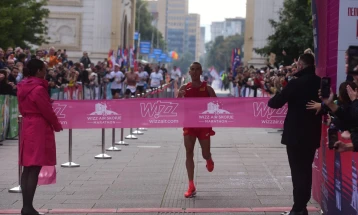 Ивановски: Секогаш достоинствено ги бранам боите на Македонија