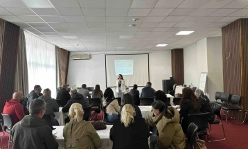 Во тек се обуки на членовите на избирачките одбори во Струга