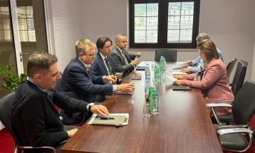 Takim pune i ministres Bozhinovska me ambasadorin Britanik Loson