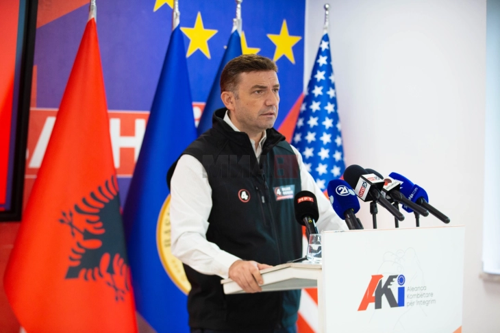 Bujar Osmani njoftoi: “Kartela e Artë” për jetë më të lirë, barna më të lira dhe më shumë respekt për të moshuarit