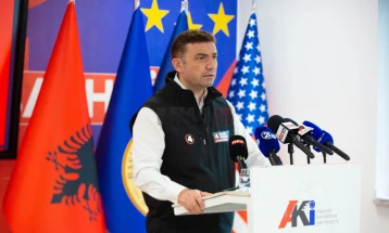 Bujar Osmani njoftoi: “Kartela e Artë” për jetë më të lirë, barna më të lira dhe më shumë respekt për të moshuarit