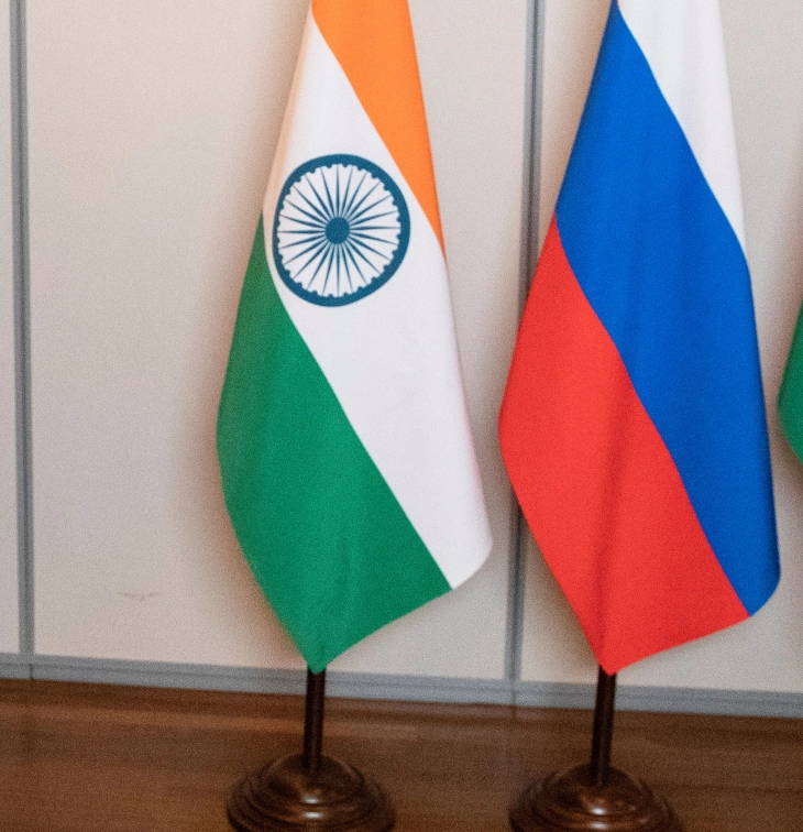 Русија и Индија започнаа заеднички воени вежби во Раџастан