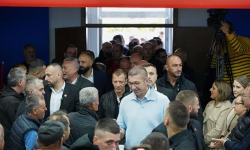 Мицкоски: СДСМ имаат слоган со кој велат се бориме за домот, на кој дом мислат на Халкидики или во Дубаи