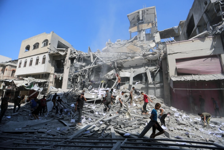 Израел и Хамас ги презедоа првите чекори кон спроведување на мировниот договор на Трамп