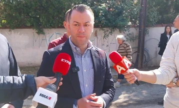 Стефковски: Реконструкцијата на улицата „Палмиро Тољати“- инвестиција вредна 37 милиони денари за подобра патна инфраструктура во Гази Баба