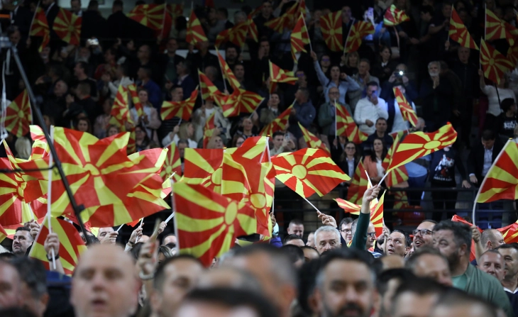 Parties vow better life as election campaign enters final week