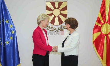 Fon der Lajen të mërkurën në Shkup në takime me Siljanovska Davkovën, Mickoskin dhe Gashin