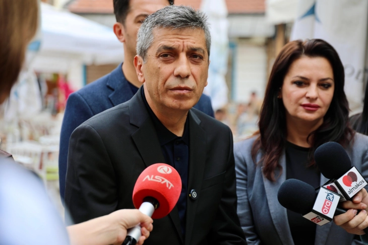 Osmani e ftoi përsëri Mexhitin në debat, Mexhiti i tha të caktojë termin në cilindo televizion që dëshiron