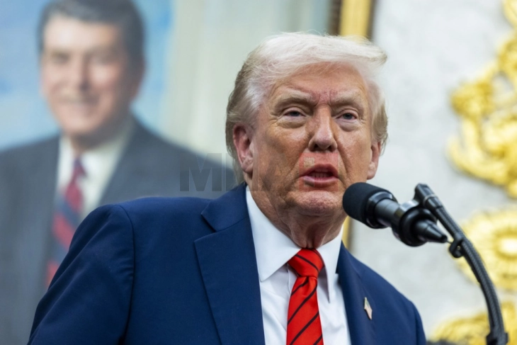 Трамп најави нови 100 отсто дополнителни царини за увозот од Кина