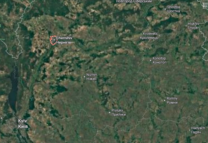 Киев: Две лица загинаа по руски напад со дрон во Чернихив