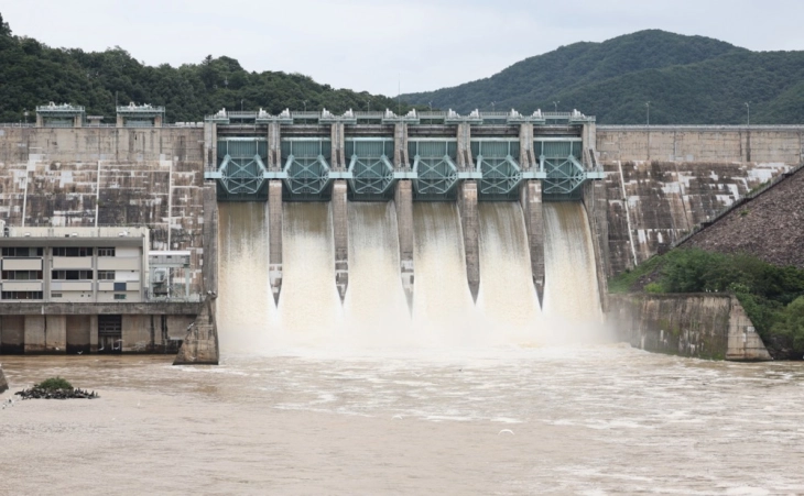 South Korea issues evacuation order after North Korea apparently releases water from dam
