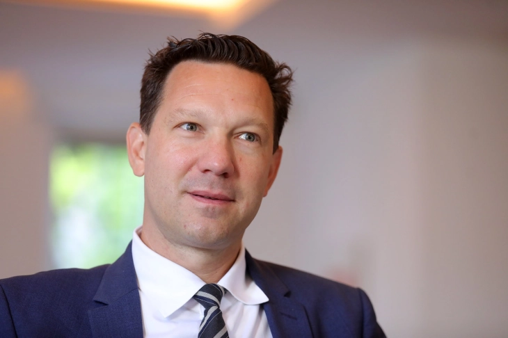 Ambasadori suedez Sulstrom për MIA-n: Do ta thelloj partneritetin tonë politik, mbetemi mbështetës të zëshëm të Maqedonisë së Veriut në rrugën e saj drejt BE-së