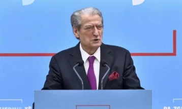 Бериша до Фон дер Лајен: Албанија не ги исполнува критериумите на ЕУ, освен геостратешките