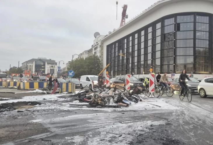 Учесници на синдикалните протести во Брисел приведени поради вандализам  