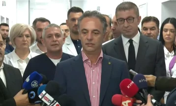 Алиу: Се разгледува можноста за воведување токсиколошки тестови за здравствените работници