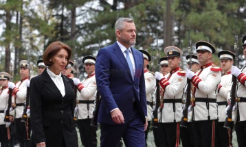 Сиљановска Давкова очекува и прашањето за спорот со Софија да биде отворено во разговорите со Фон дер Лајен