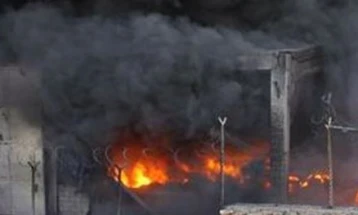 Девет текстилни работници загинаа во пожар во  фабрика во Бангладеш