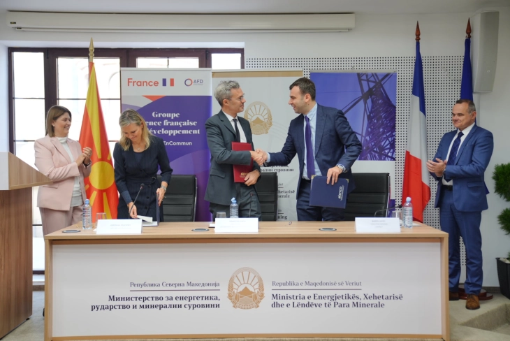 Nënshkruhet marrëveshje granti midis MEPSO-s dhe Agjencisë franceze për zhvillim (AFD), 600.000 euro për rrjetin modern dhe digjital të transmetimit