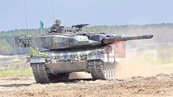 Чешка заработила околу 300 милиони евра од испорачаното оружје во Украина