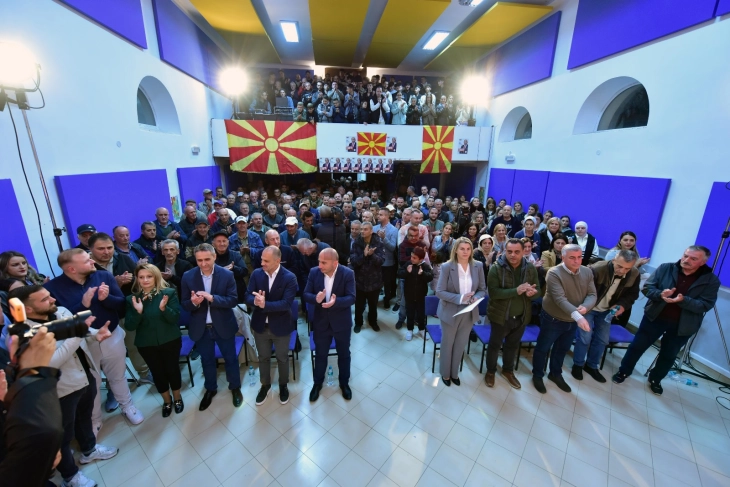 Filipçe: Deri në fund të vitit do të mungojnë 1.4 miliardë euro për të paguar pagat, pensionet dhe ndihmën sociale