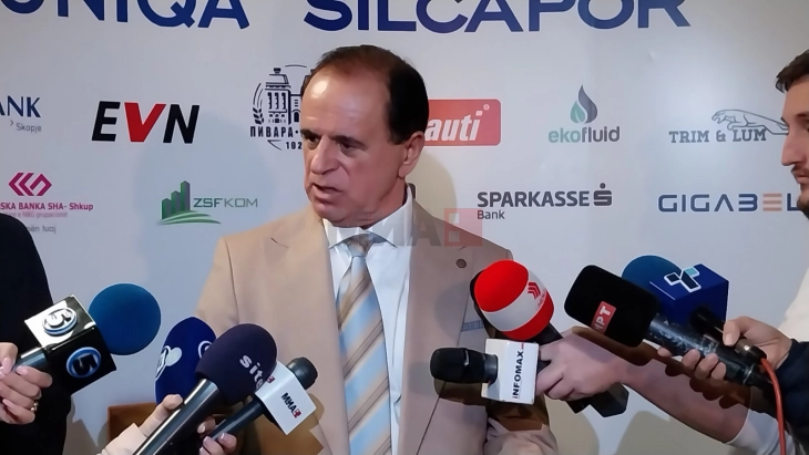 Udhëheqësia e Odës Ekonomike të Maqedonisë Veriperëndimore në takim me kandidatin e pavarur për kryetar të komunës së Gostivarit, Visar Ademi