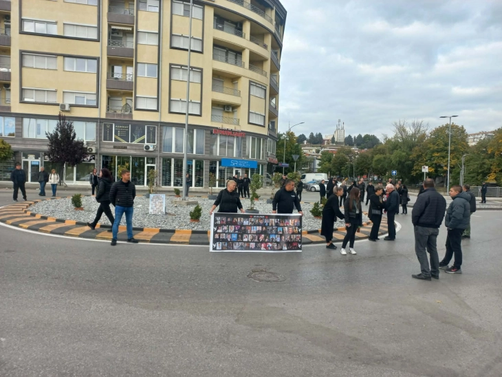 Parents of Kochani fire victims suspend blockades, say they expect fair trial