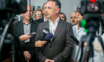 Aliu: Spitali në Prilep mori pajisje të reja mjekësore me vlerë mbi 50 milionë denarë, në vijim është edhe procedura për punësimin e 124 personave për një kohë të pacaktuar