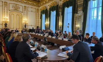 Министерката Божиновска учествува на состанокот на министри за економија од Берлинскиот процес