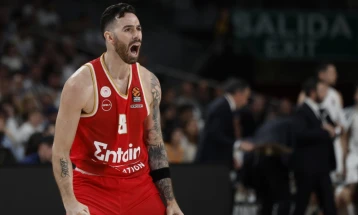 Кошаркар на Болоња и неговата сопруга приведени за напад врз здравствени работници