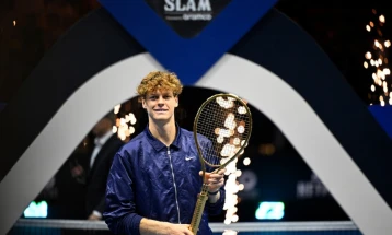 Sinner eases past Alcaraz to win Six Kings Slam