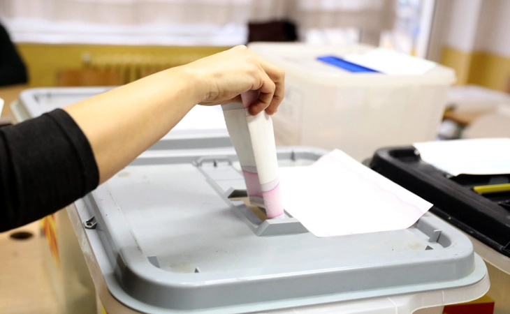 SEC: Polling stations opened on time, voting goes smoothly