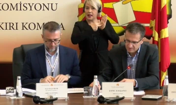 Излезеноста на изборите до 09.15 часот е три отсто