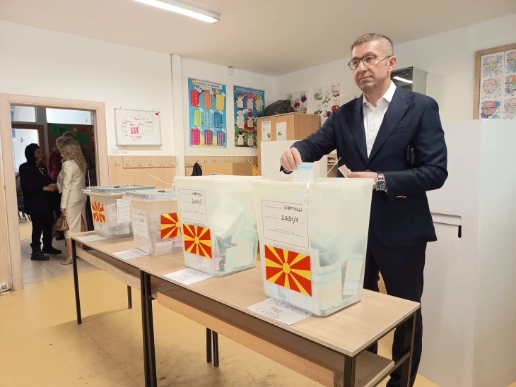 Mickoski: Expecting yet another historic victory for VMRO-DPMNE and coalition