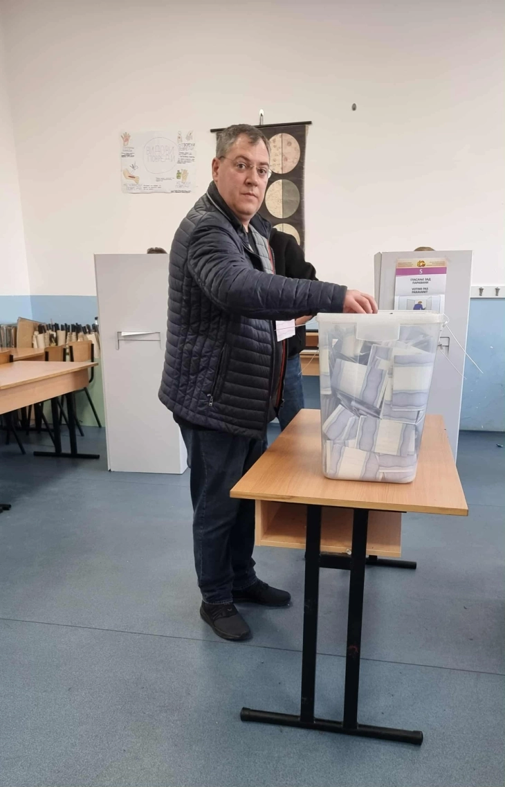 Изјава на независниот кандидат за градоначалник на Струга Роберт Милески (ЕМБАРГО за објавување до 19 часот)