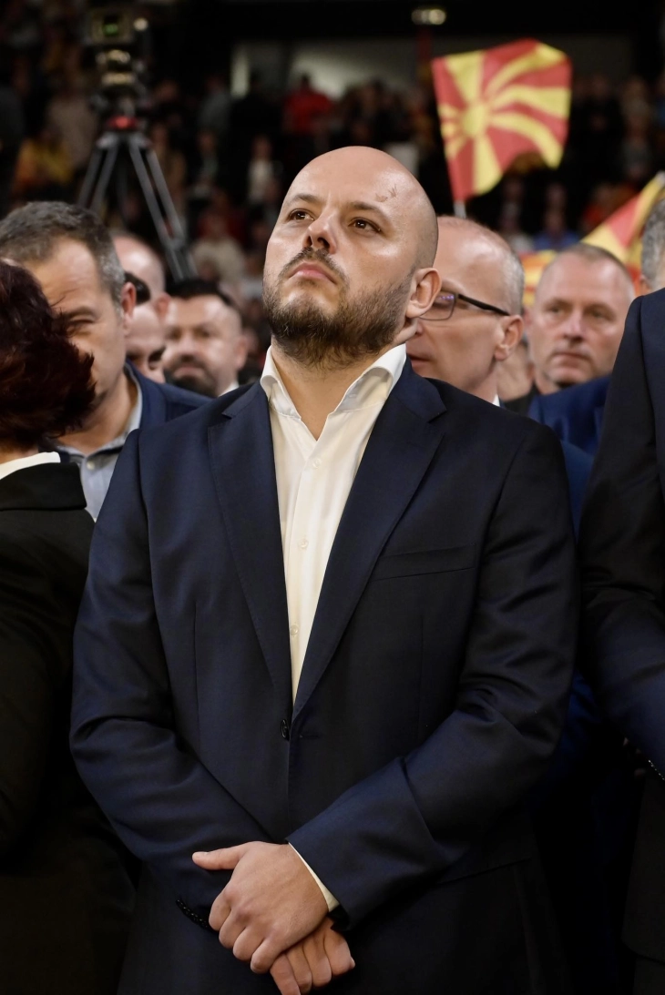 Костовски прогласи победа во првиот круг за градоначалник на Бутел