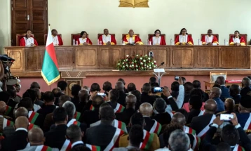Bisnesmeni Herinsalama Raxhonarivell emërohet kryeministër i ri i Madagaskarit