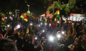 Во Боливија неколку стотици луѓе протестираа поради изборот на новиот претседател