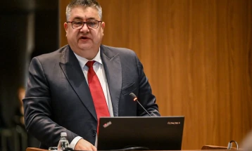 Минчев: Јавната администрација мора да биде место каде луѓето растат, придонесуваат и се чувствуваат добро