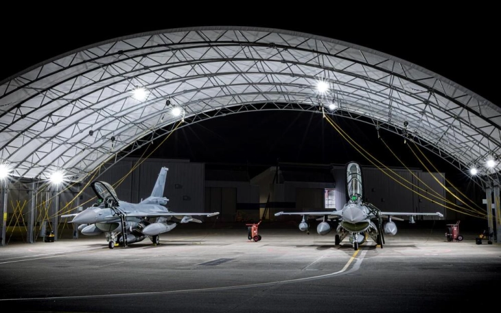 Во воздухопловната база Граф Игнатиево се создадени услови за прием на првите осум авиони Ф-16 Блок 70, изјави министерот Атанас Запрјанов